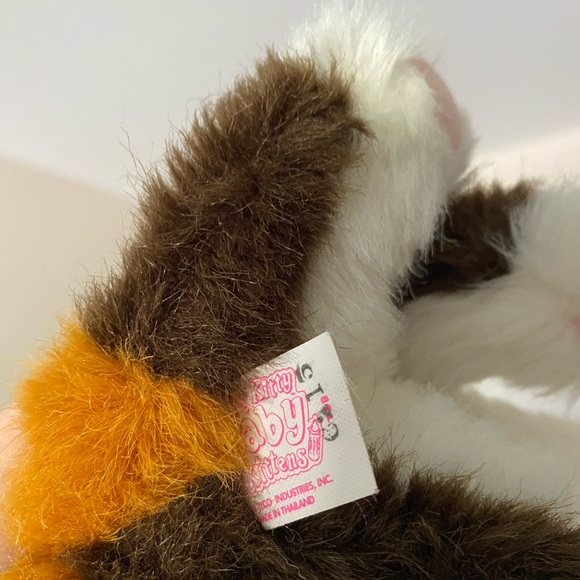 SOLD….Tyco baby purring kitten - Picture 5 of 6